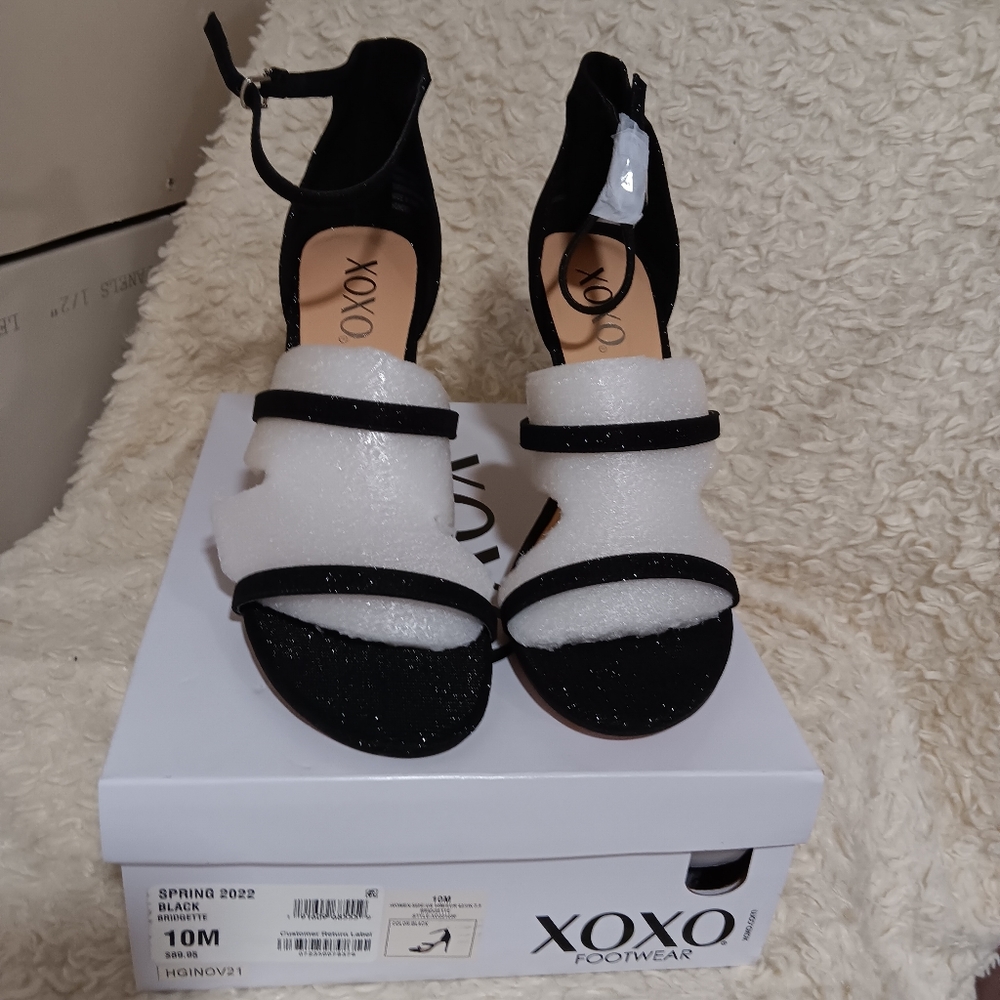 Sandal - Picture 2 of 4